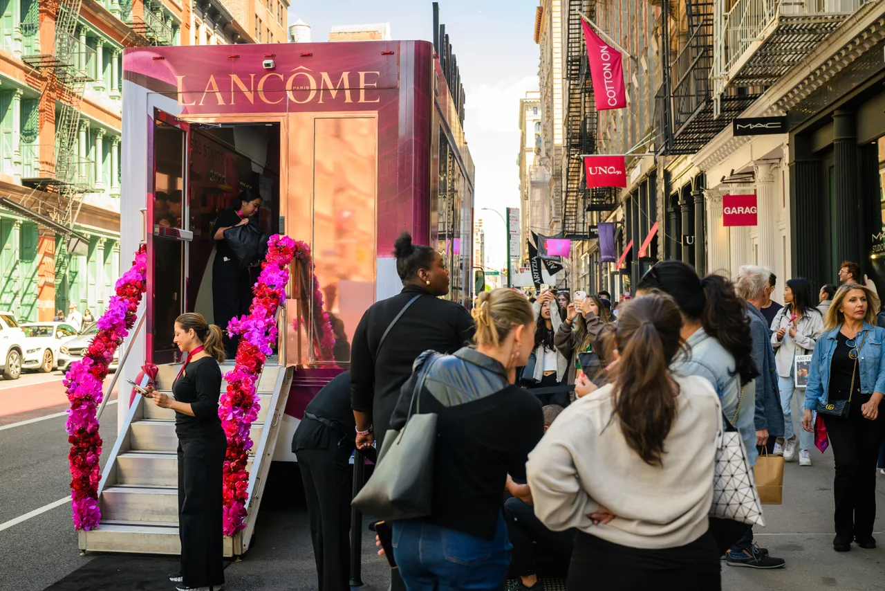 Lancôme campaign on a Firefly glass truck vehicle in New York, 2024